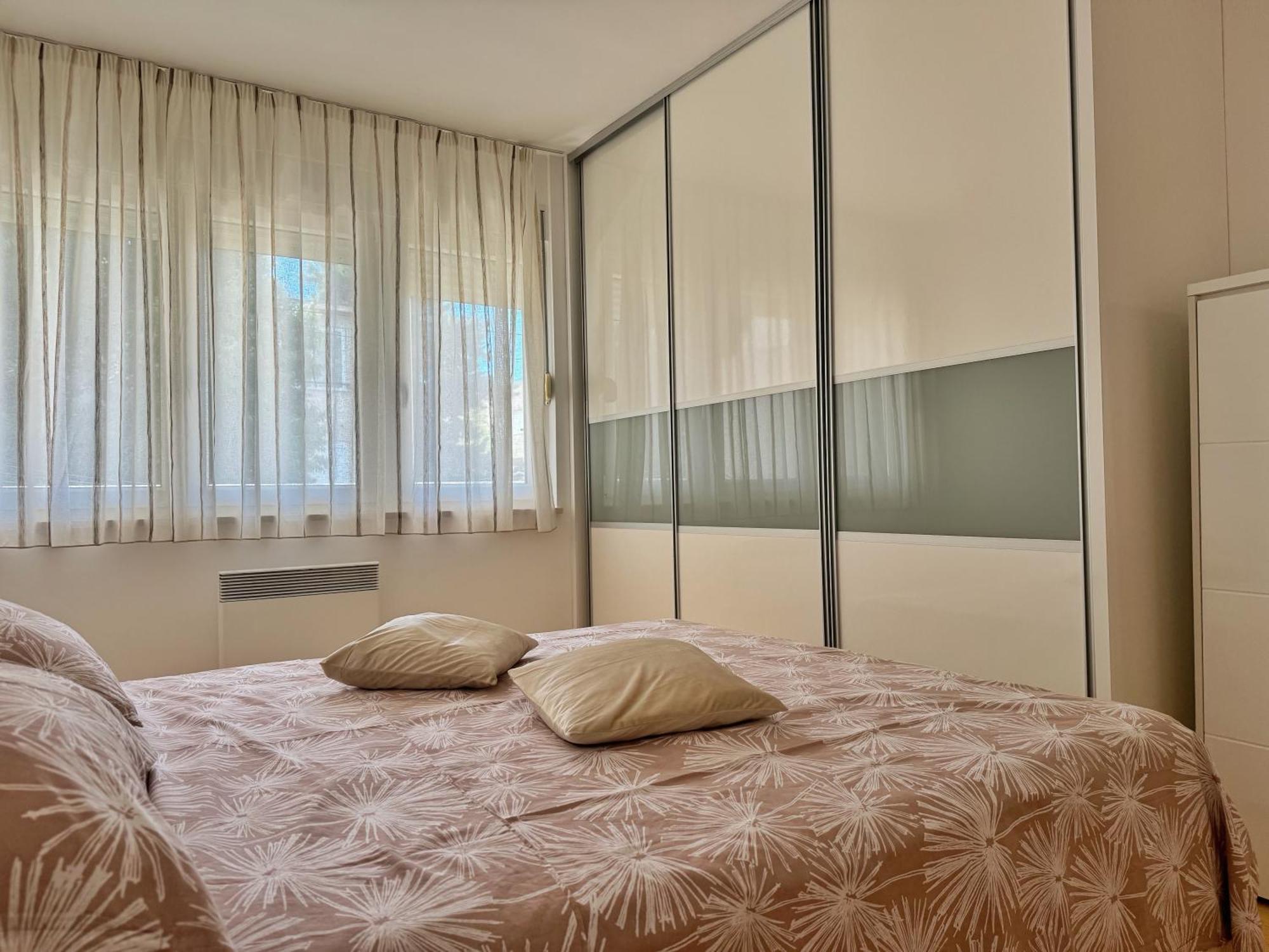Premium Apartment