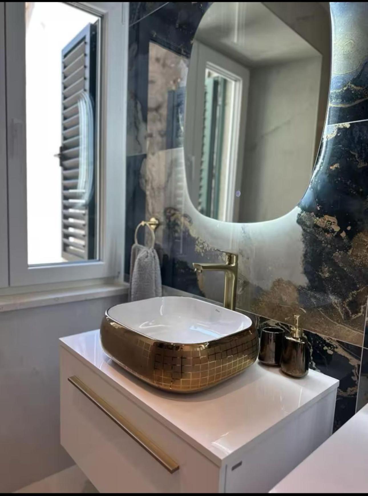 Madonna Luxury 3* Split