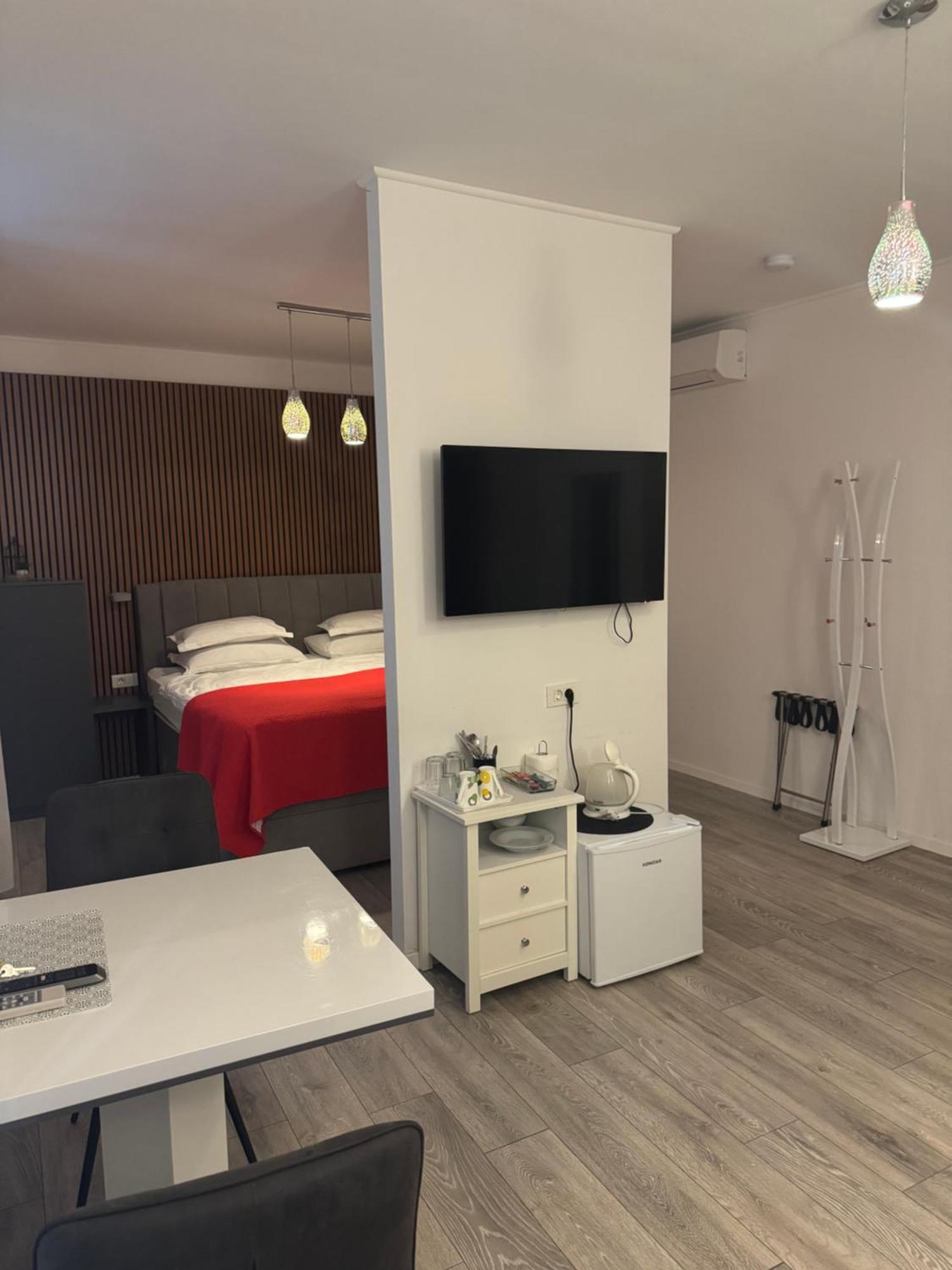 Apartment Palace Residences