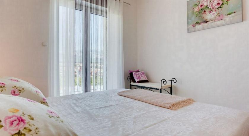 Apartment Taras *