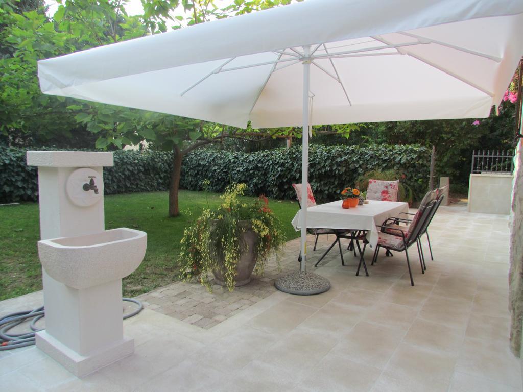 Bacvice With Free Parking Appartement Split