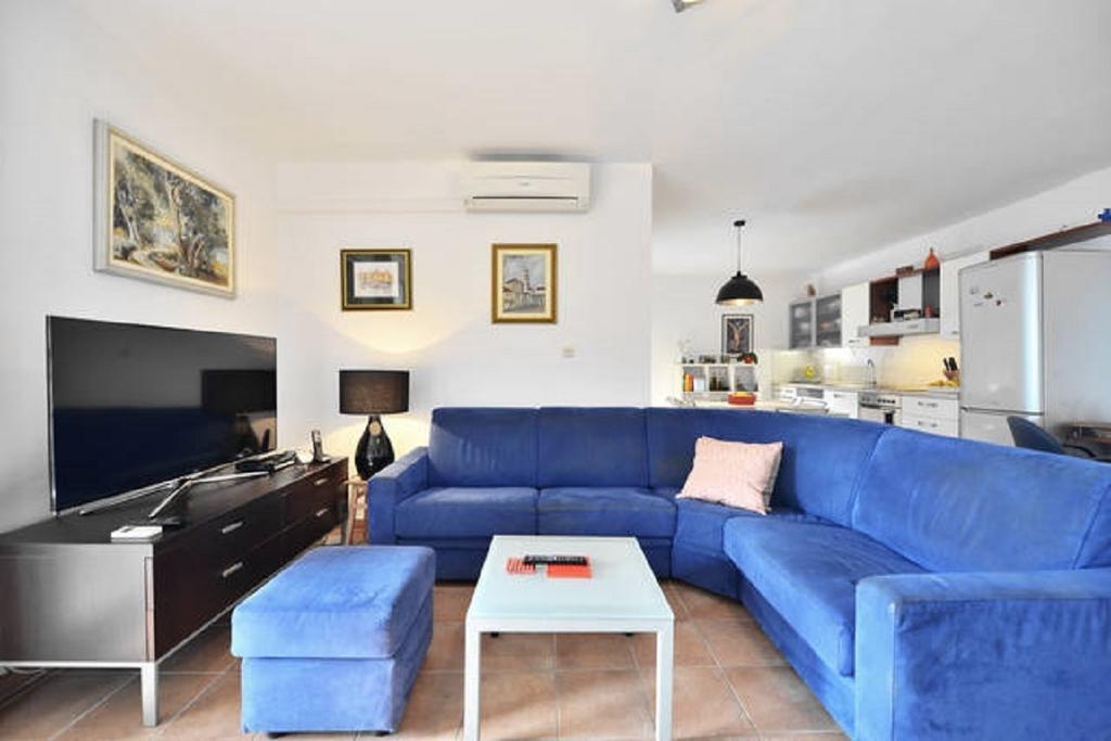 Apartment Doverska *