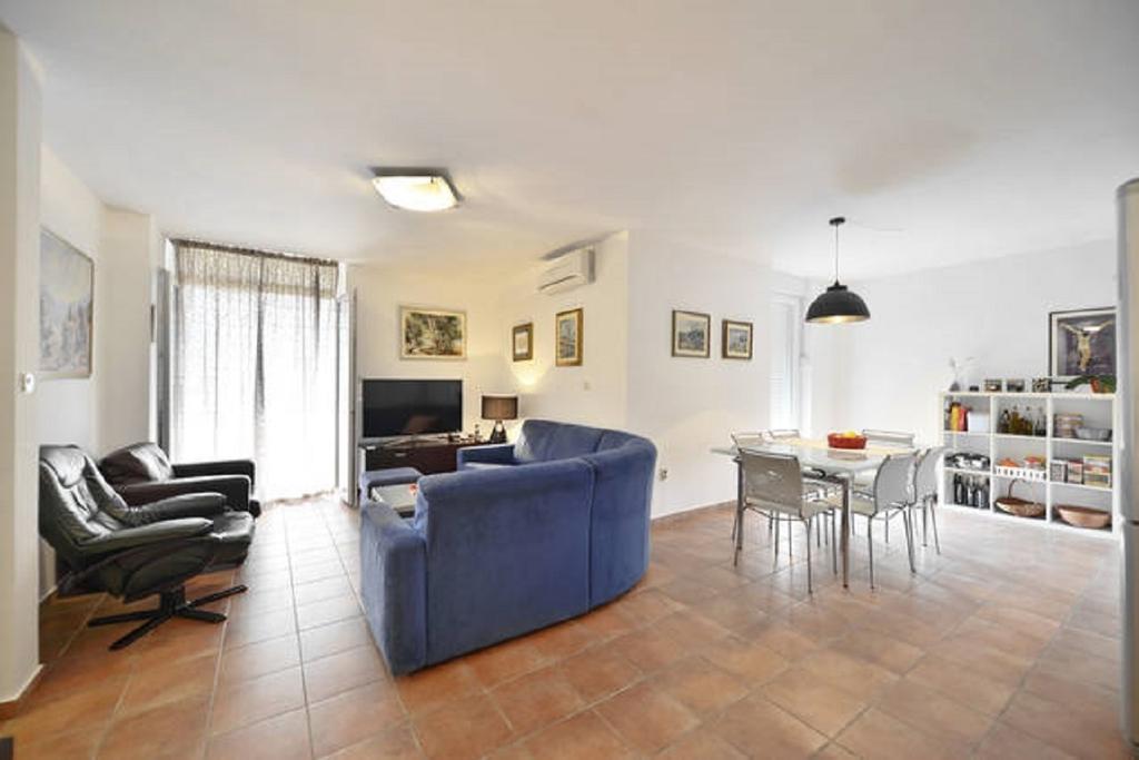 Apartment Doverska *
