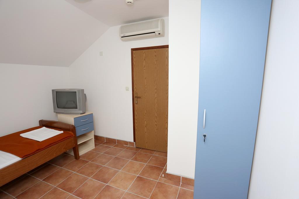 Vila Mikica * Split