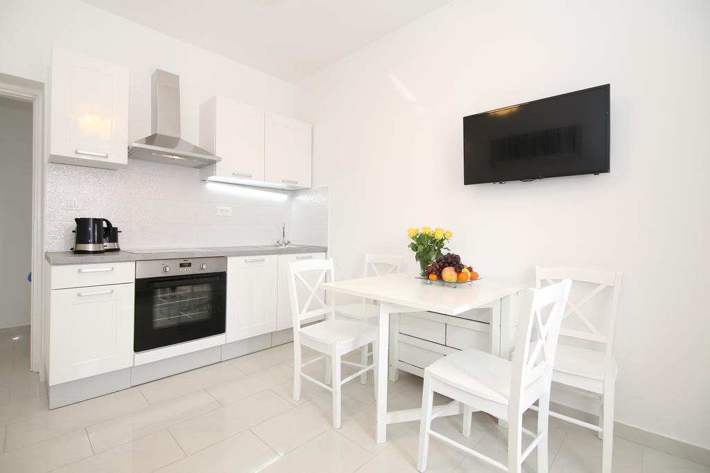 Lu Apartment