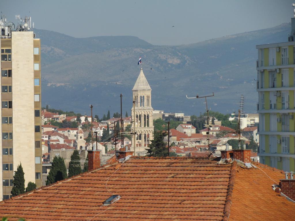 Bacvice With Free Parking Split