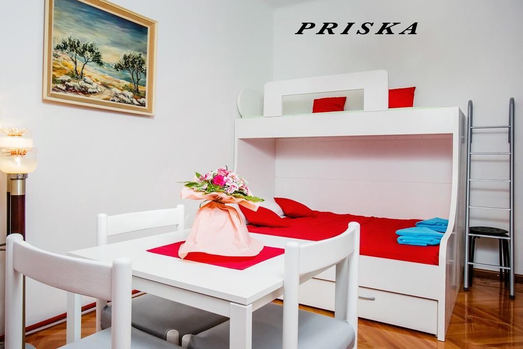 Apartment Lole *