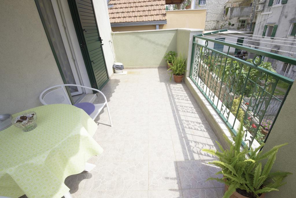 Charming With Balcony
