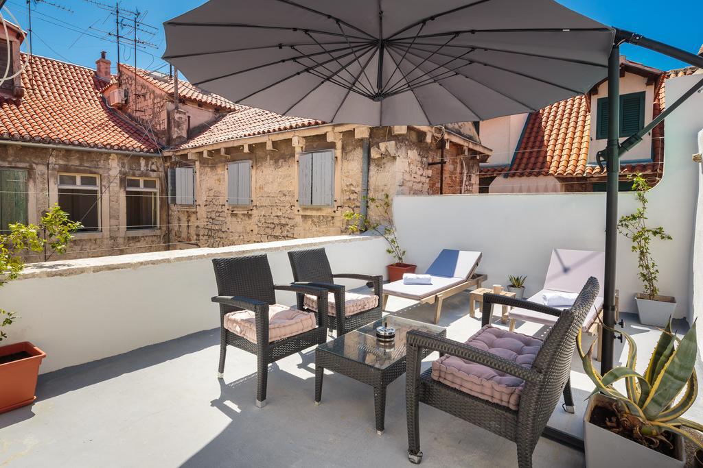 Cindro With Terrace Split