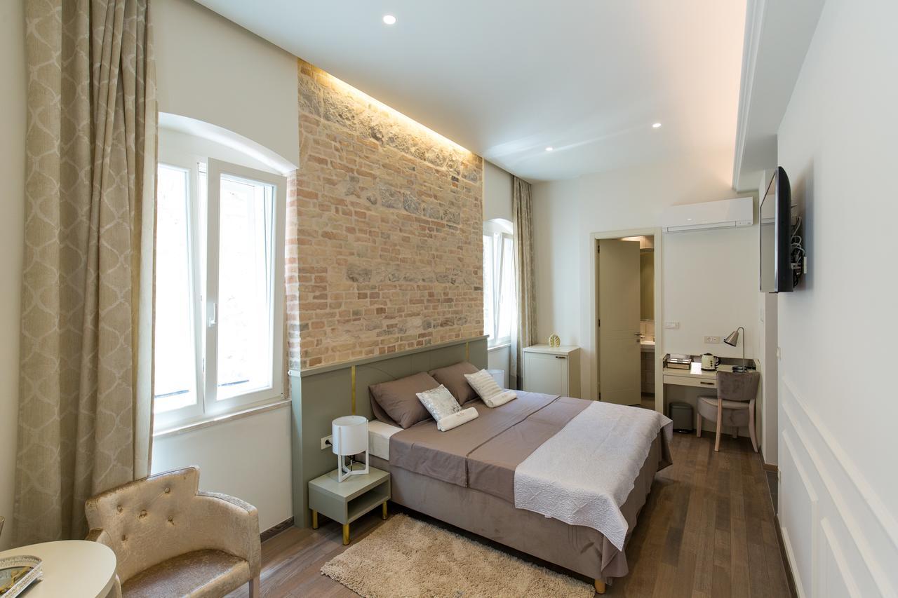 Riva Palace 4*