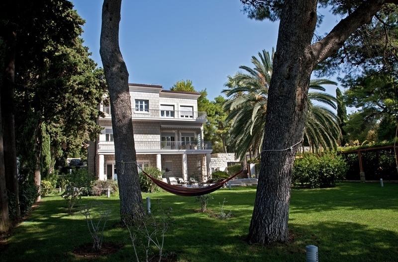 Villa Split Villa *