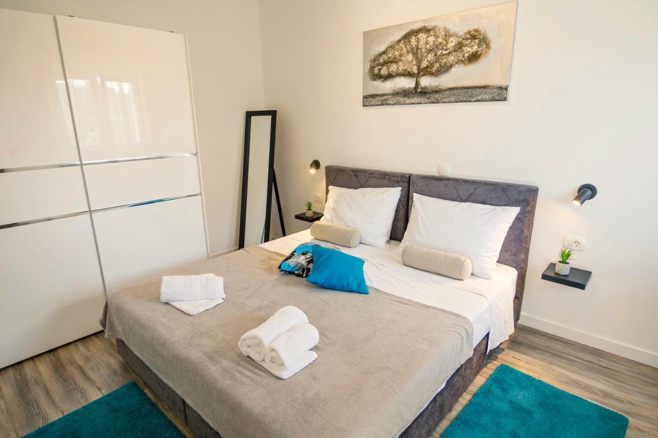 D-apartmentst Apartment Split