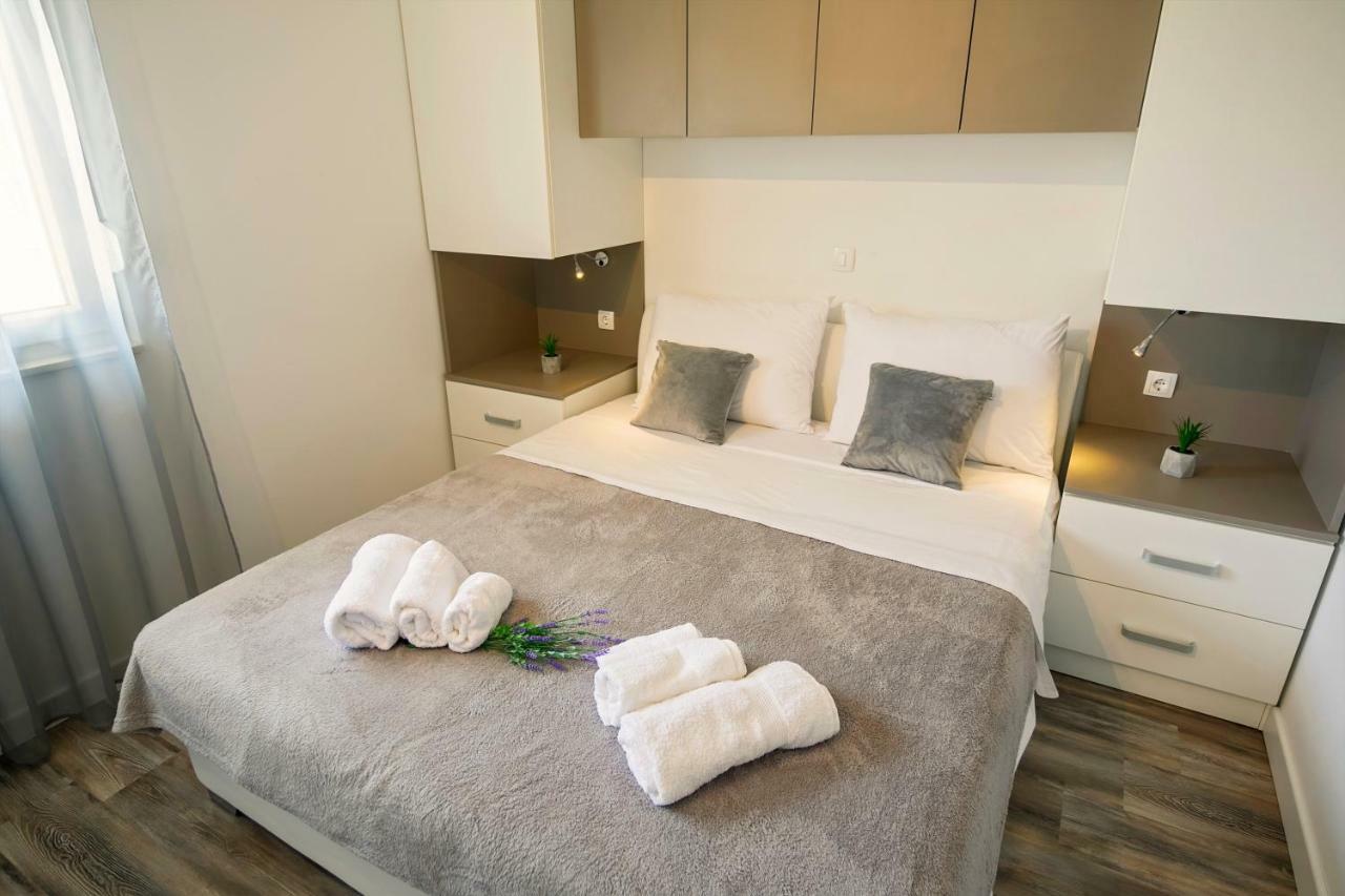 D-apartmentst Apartment Split