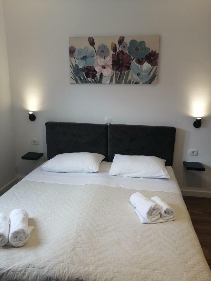 D-apartmentst Apartment Split