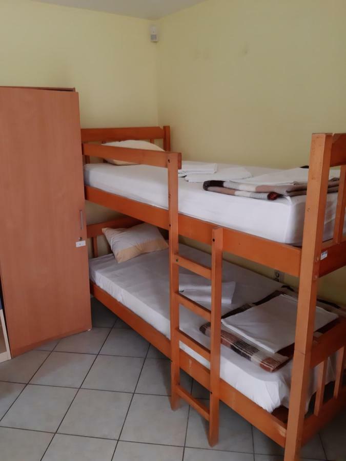 Hostel Vila Mikica
