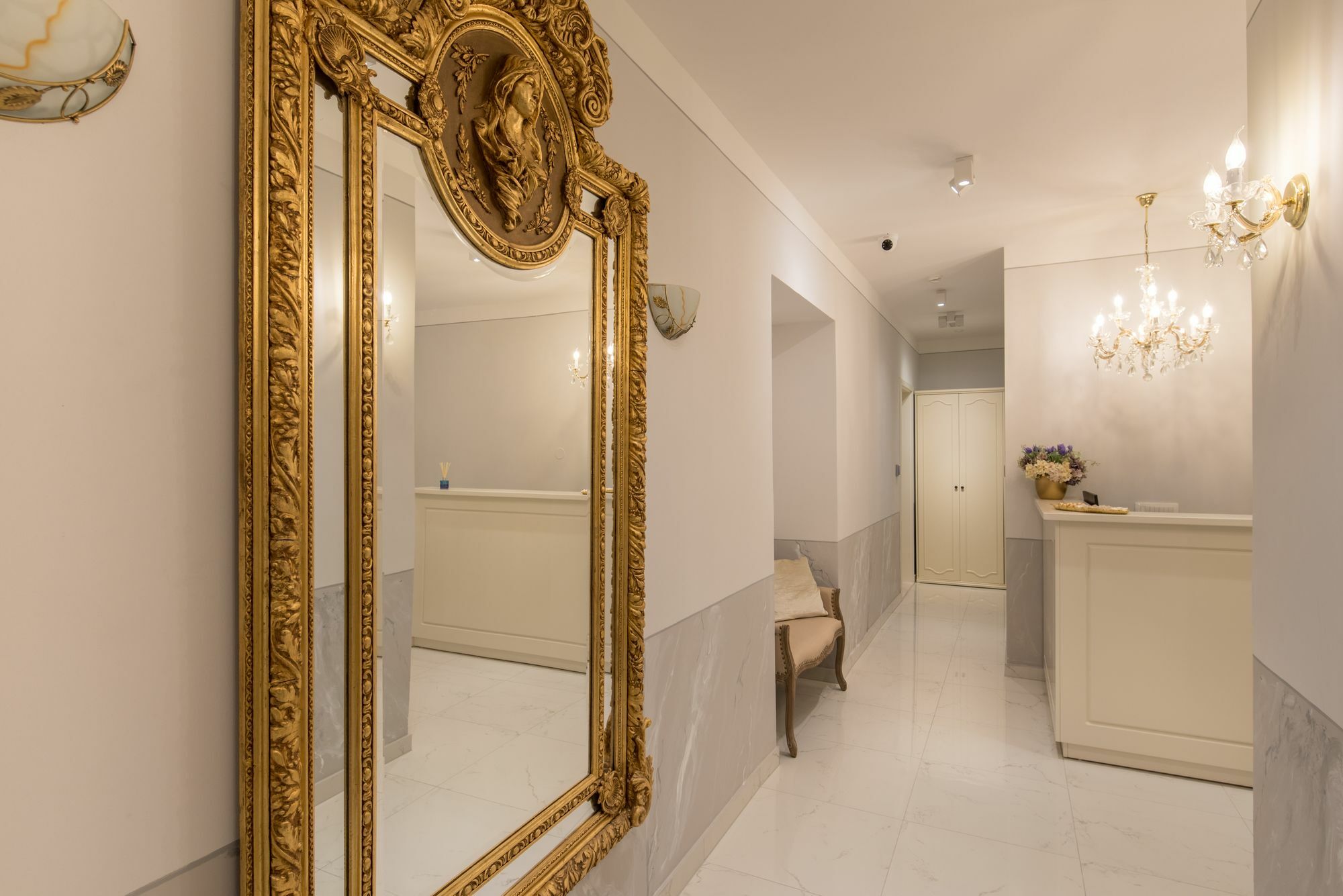 Square Heritage Hotel