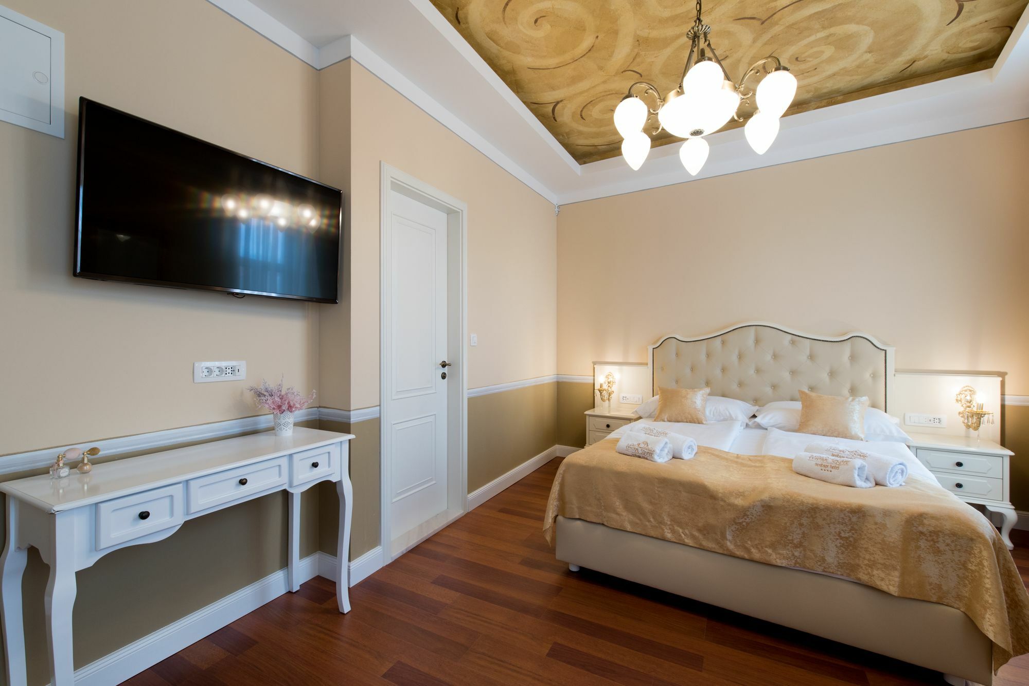 Hotel Square Heritage Split