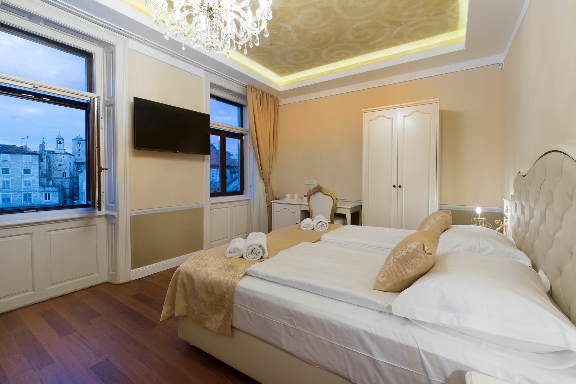Square Heritage 4*