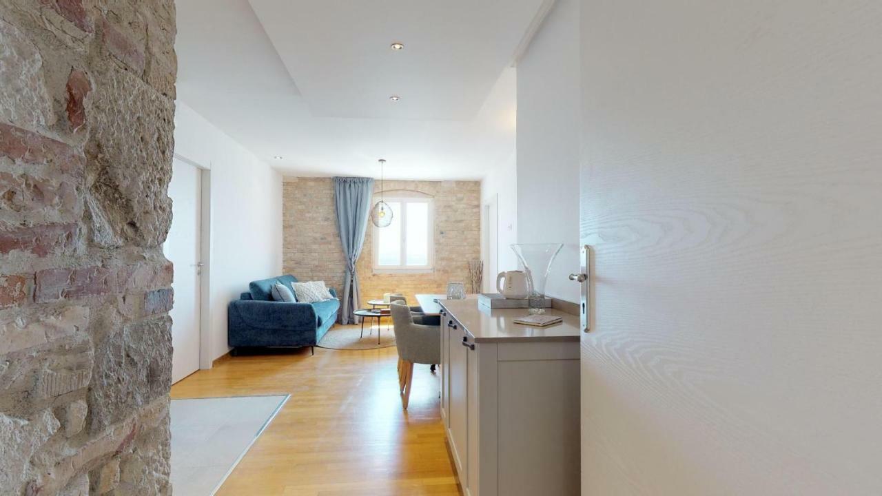 Riva Apartments 4* Split