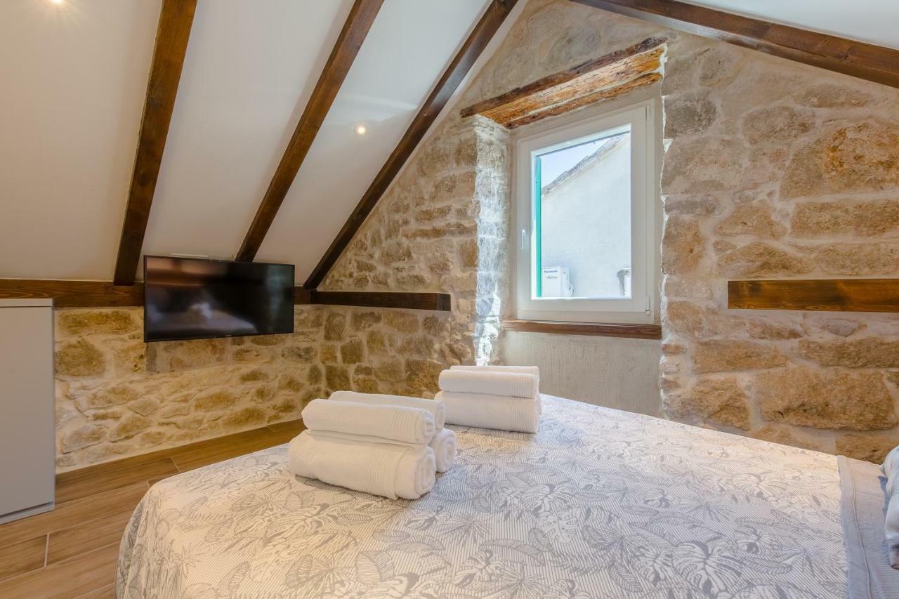 Apartment Luxury Petra In 400 Year Old Stone House 4+2 *