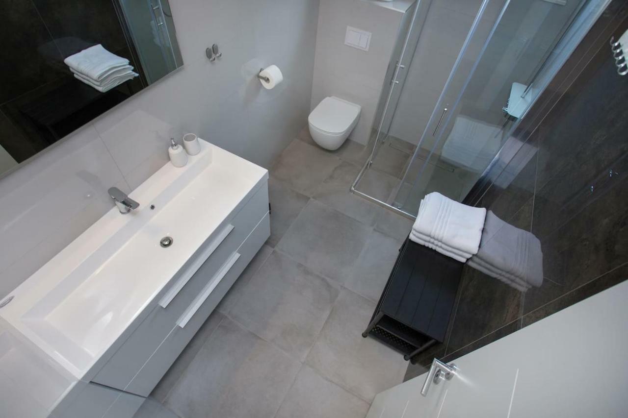 Luxury Marjan - Black Apartman *