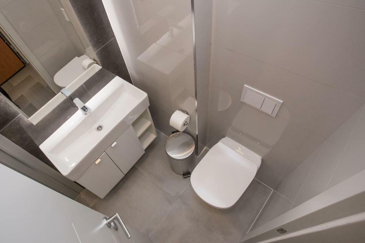 Luxury Marjan - Black Apartman *