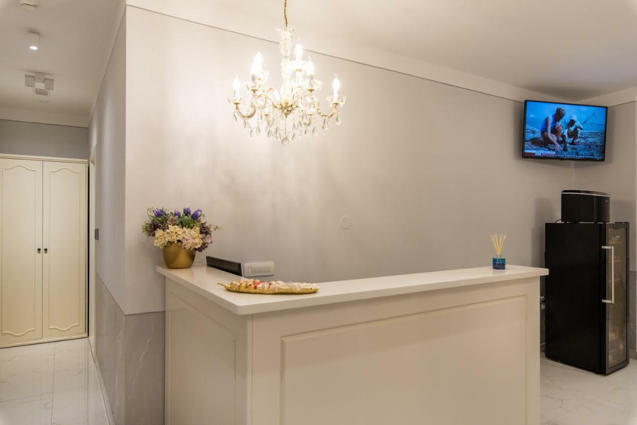 Square Heritage Hotel 4*