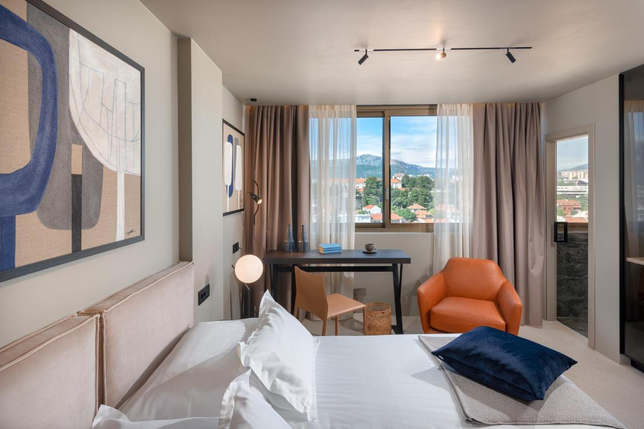 Royal Suites-sky Guest house