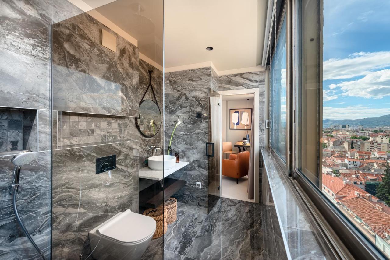 Royal Suites-sky Guest house