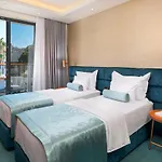 Time Boutique Hotel