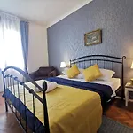 Apartment Bacvice In Split