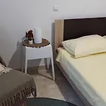 Studio Apartment Nika Free Parking