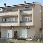 Apartments Lusani