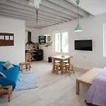 Apartments Central Chic And Cozy