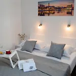 Armanda Rooms