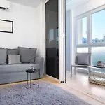 Brand New Elite Apartment Split