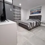 Apartment Cvita In City Center