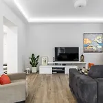 Top Location Apartment \
