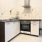 Apartment Center Old Town - 1Min To Palace