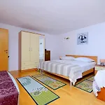 Apartment Diamar