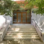 Top Location Apartment \