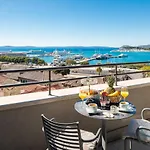 Hotel Luxe