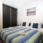 Wonderful Apartment Near City Center And Sea