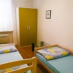 Spring Rooms Split