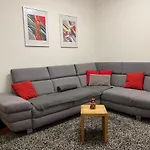 Mm Split Apartment - 5 Min By Car To The Beach & City Center - Free Public Parking