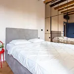 Circle Rooms