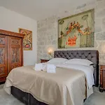 Grand Promenade Suite - Tale Of The Sea