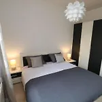 Comfort & Bright 3 Bedroom Apartment