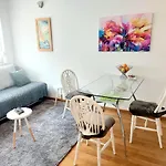 Apartment Divas Split