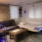 Jale Apartment